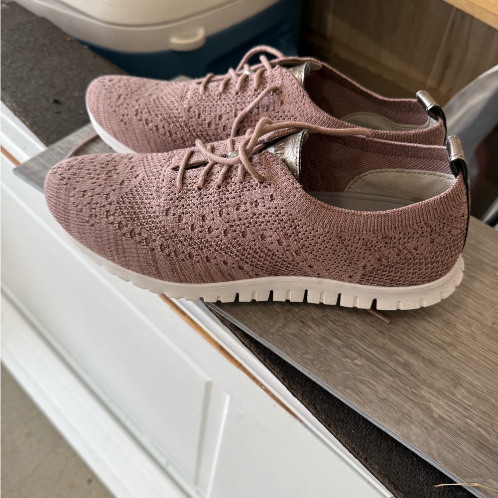 Women's Knit Sneakers in mauve brown